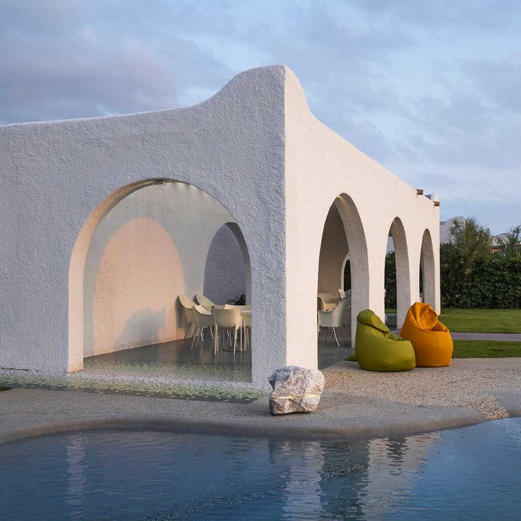 Pietre luminose decorative a bordo piscina
